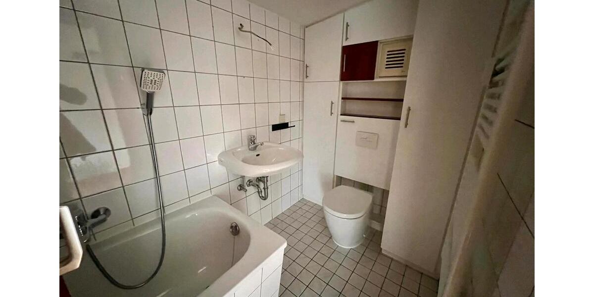 Dachgeschoßwohnung Magdeburg Leipziger Straße - 2 Zimmer, 39 m&sup2;, 350&euro; | Angebot:26050233