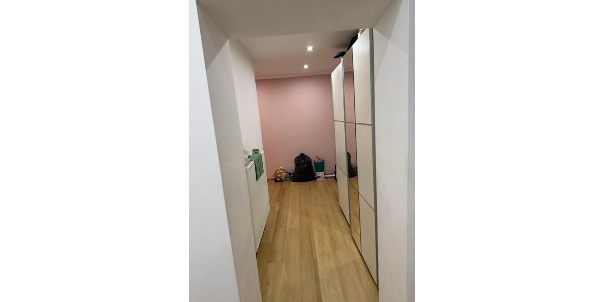 Erdgeschoßwohnung Warburg - 4 Zimmer, 110 m&sup2;, 1.000&euro; | Angebot:24548428