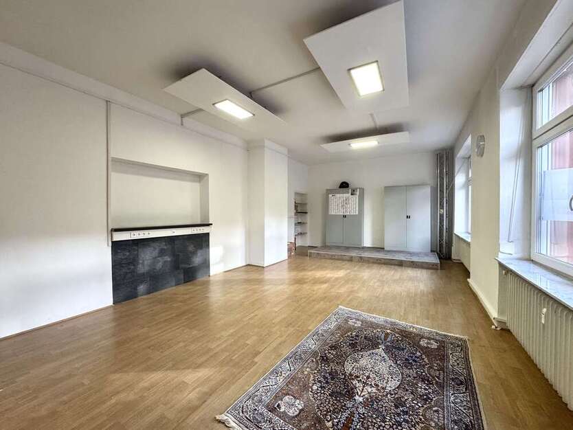 Einzelhandel in Pforzheim 500 € 50 m² zimmer