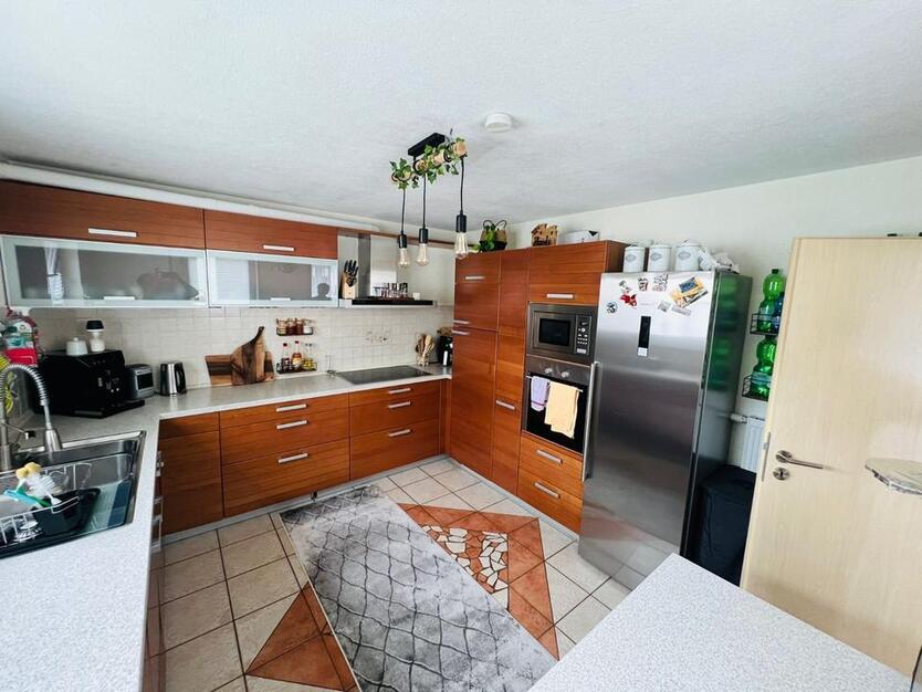 5-Zimmer Wohnung mit EBK in Ammerbuch