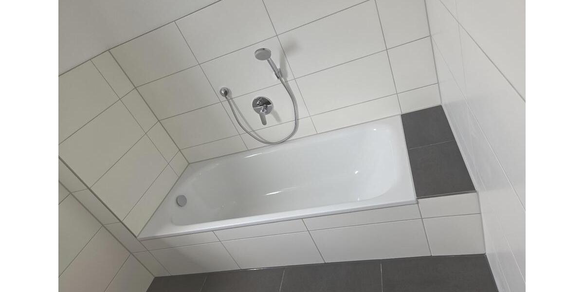 Etagenwohnung Großostheim - 4 Zimmer, 125 m&sup2;, 1.550&euro; | Angebot:26137426