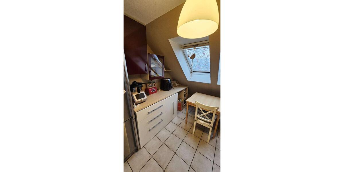 Dachgeschoßwohnung Hameln Kernstadt - 3 Zimmer, 75 m&sup2;, 550&euro; | Angebot:26001568