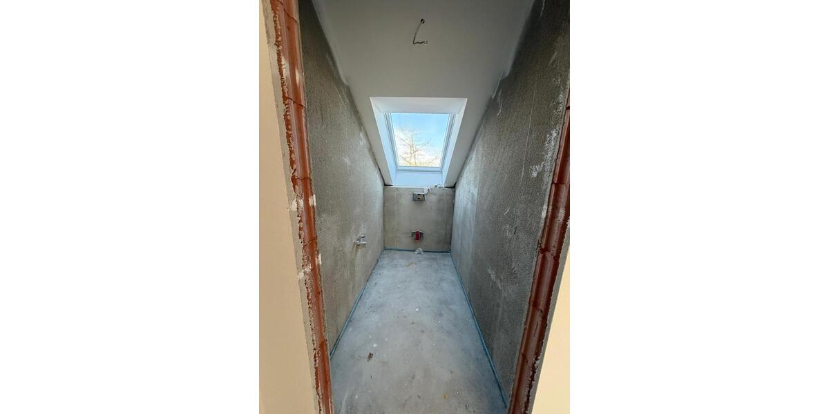 4 Zimmer DG Wohnung Neubau Erstbezug Hilpoltstein - Solar 4 zimmer