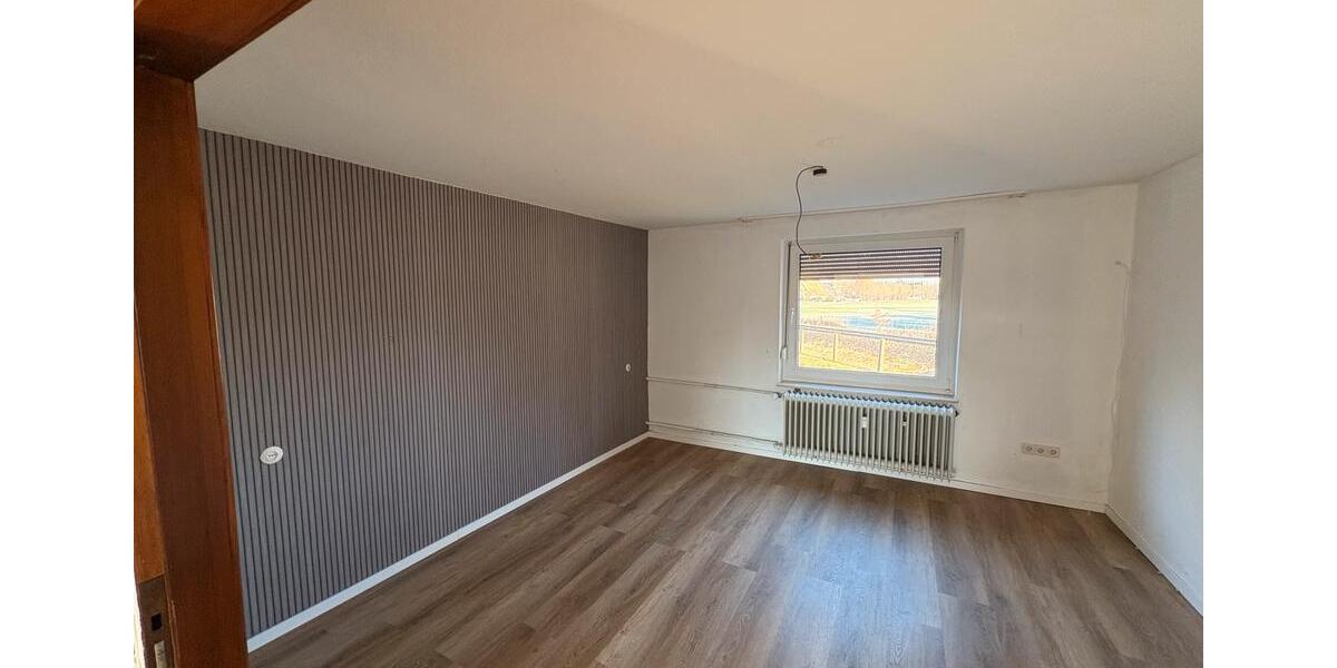 Etagenwohnung Rinteln - 4 Zimmer, 80 m&sup2;, 900&euro; | Angebot:25048477
