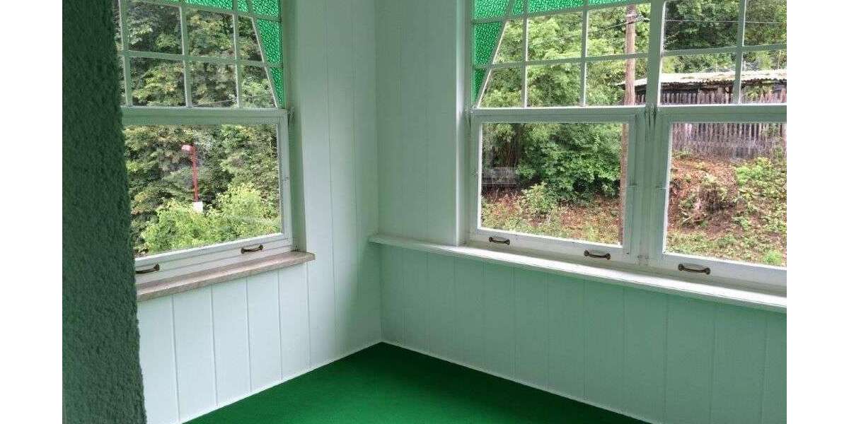 Hier können 1-2 Familien wohnen, 6,5-Zimmer, in sehr ruhiger Lage von Krölpa - Maisonettenwohnung Krölpa b. Pößneck | Angebot:27273446