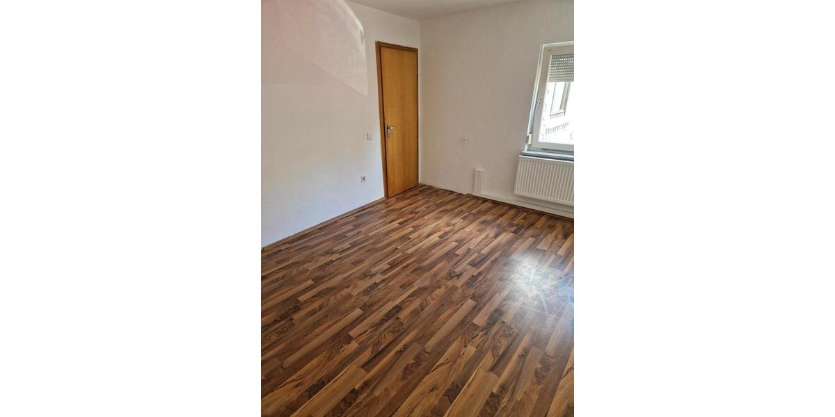Erdgeschoßwohnung Selters (Westerwald) - 2.5 Zimmer, 80 m&sup2;, 600&euro; | Angebot:26042119