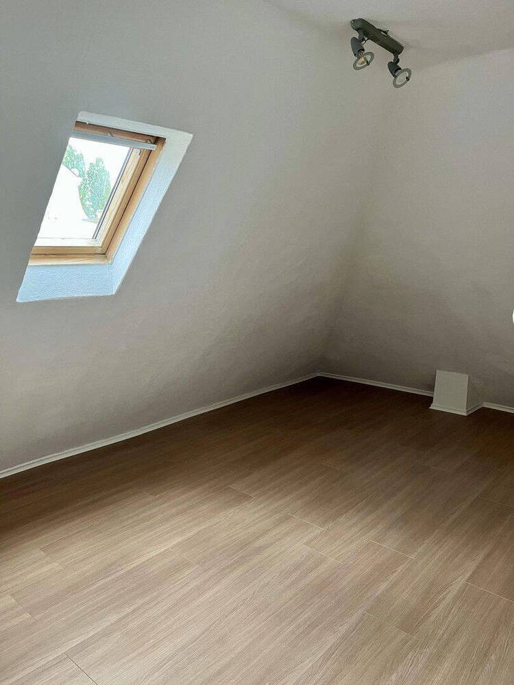 ++ Top-Lage - 2min zum Bahnhof Feuerbach - 100m² Wohnung - Ideal für 5er WG oder Familie