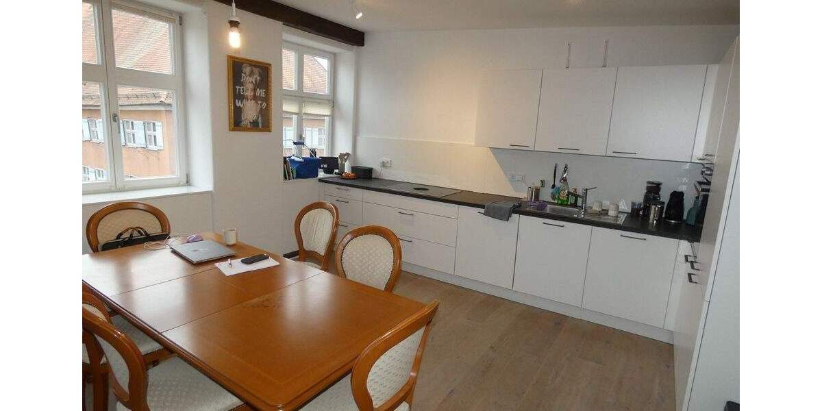 Etagenwohnung Dinkelsbühl - 3 Zimmer, 96 m&sup2;, 1.000&euro; | Angebot:24910905