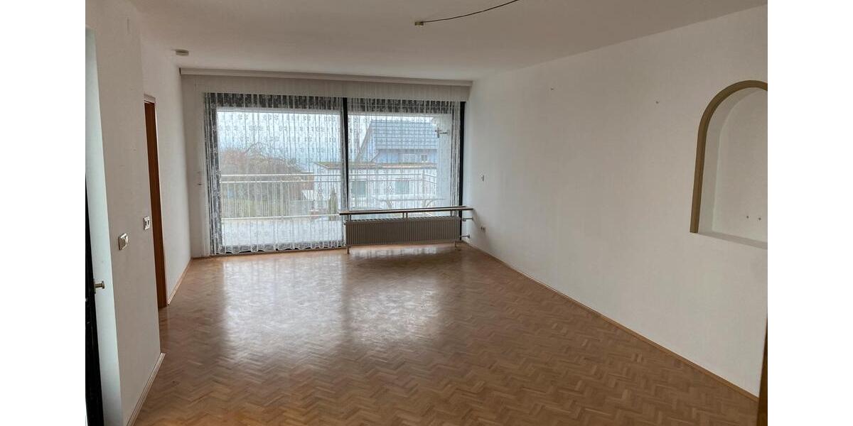 Etagenwohnung Marxheim - 3 Zimmer, 103 m&sup2;, 1.450&euro; | Angebot:25933622