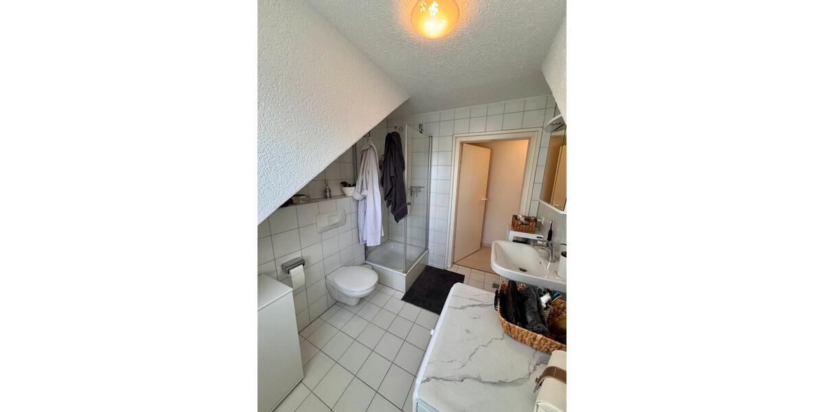 1-Zimmer-Dachgeschosswohnung in Bergisch Gladbach-Hebborn 1 zimmer