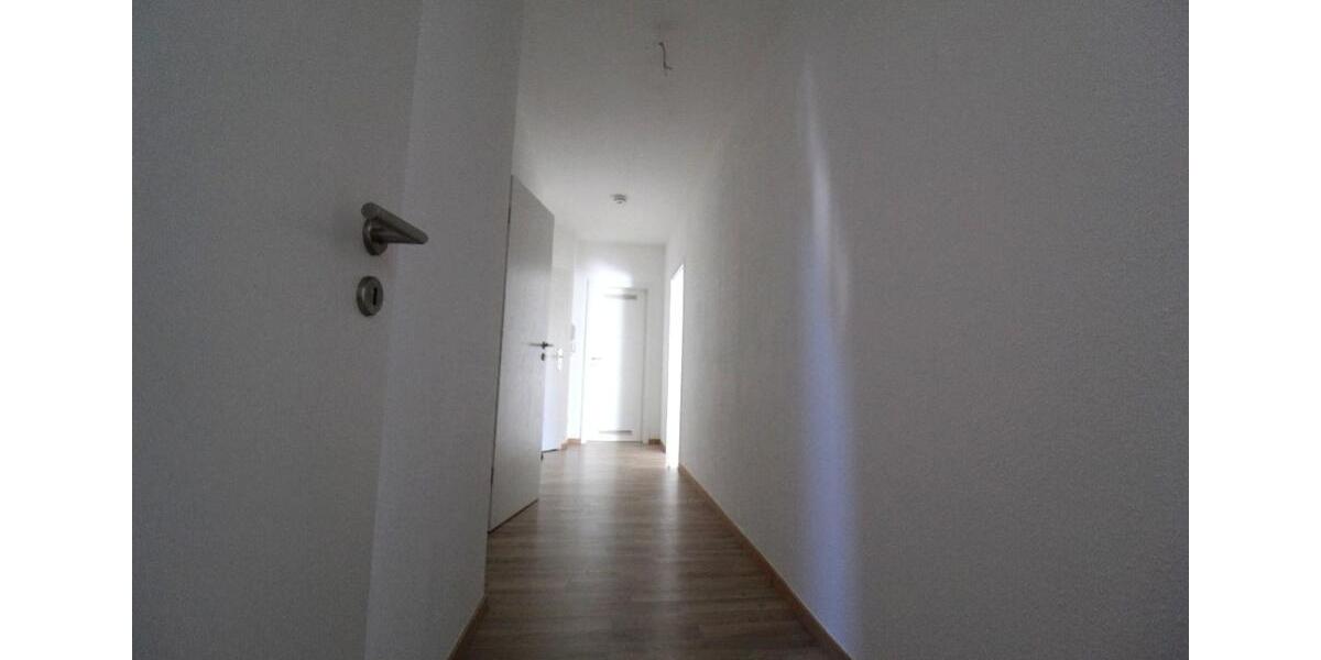 Etagenwohnung Burgstädt - 3 Zimmer, 79 m&sup2;, 490&euro; | Angebot:26384055