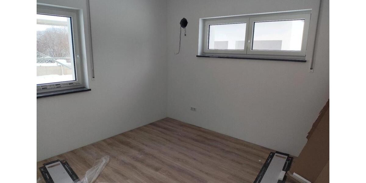 Etagenwohnung Windischeschenbach - 5 Zimmer, 98 m&sup2;, 1.000&euro; | Angebot:24739715