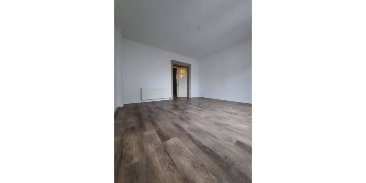 Etagenwohnung Zwickau Pölbitz - 5 Zimmer, 156 m&sup2;, 1.095&euro; | Angebot:26170929