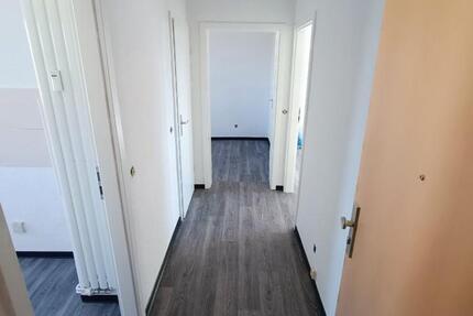 Wohnung Osterburg (Altmark) - 4 Zimmer, 74 m&sup2;, 385&euro; | Angebot:24600725