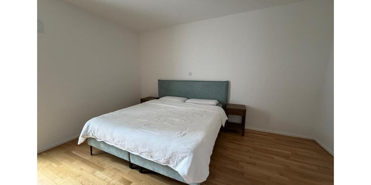 Wohnen auf Zeit Frankfurt am Main Ostend - 2 Zimmer, 73 m&sup2;, 1.750&euro; | Angebot:26652596