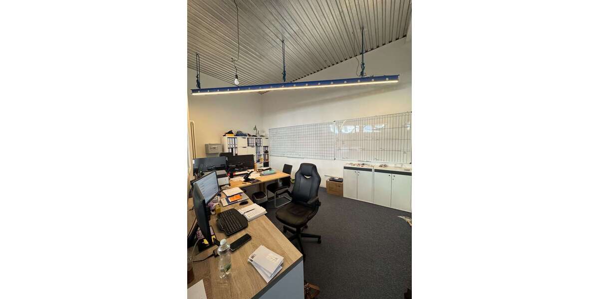 Halle in Aachen 1.250 € 221.61 m² zimmer