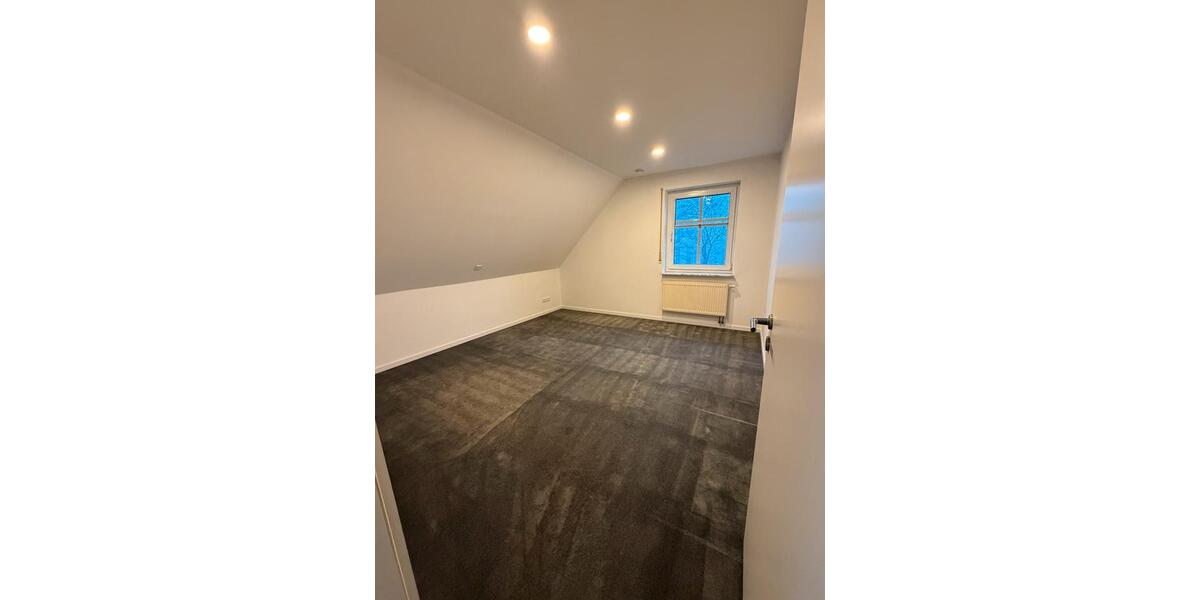 Einfamilienhaus Papenburg - 6 Zimmer, 150 m&sup2;, 1.575&euro; | Angebot:24850929