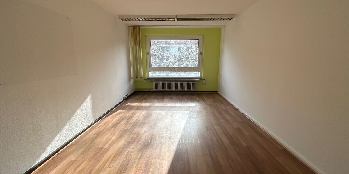 Gepflegte Bürofläche mit ca. 180m², sofort bezugsfrei, Nähe RheinChristuskirche - - Gewerbeobjekt Mainz | Angebot:26278106