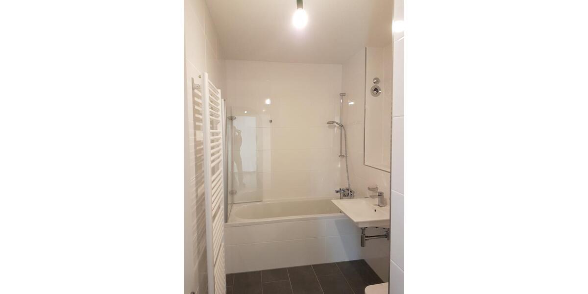 Stilvolle 2-Zimmer EG Wohnung mit Einbauküche, Terrasse, Garten 2 zimmer