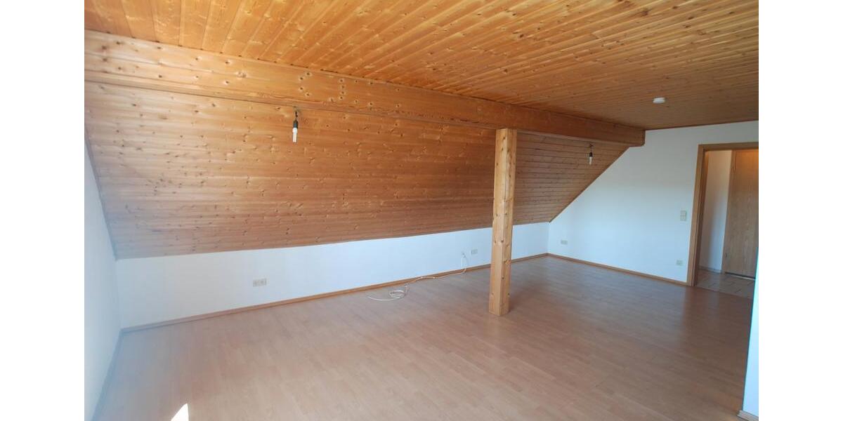 Etagenwohnung Seibersbach - 3 Zimmer, 77 m&sup2;, 695&euro; | Angebot:26279830