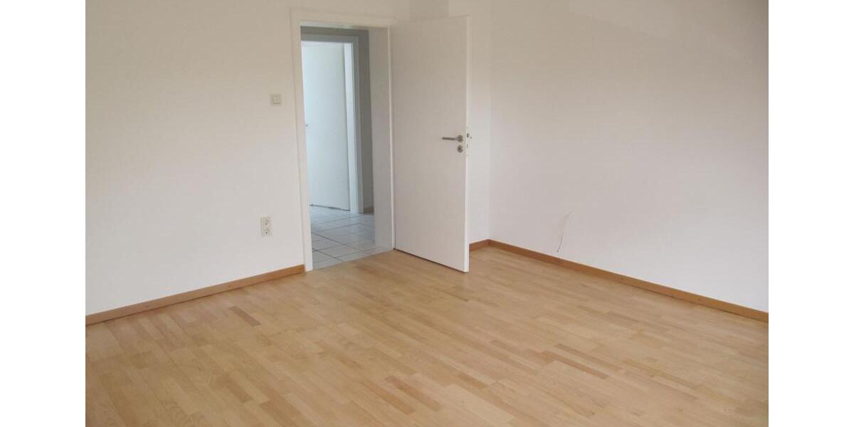 Helle 3ZKB SB-Scheidter-Berg *ohne Balkon* 3 zimmer