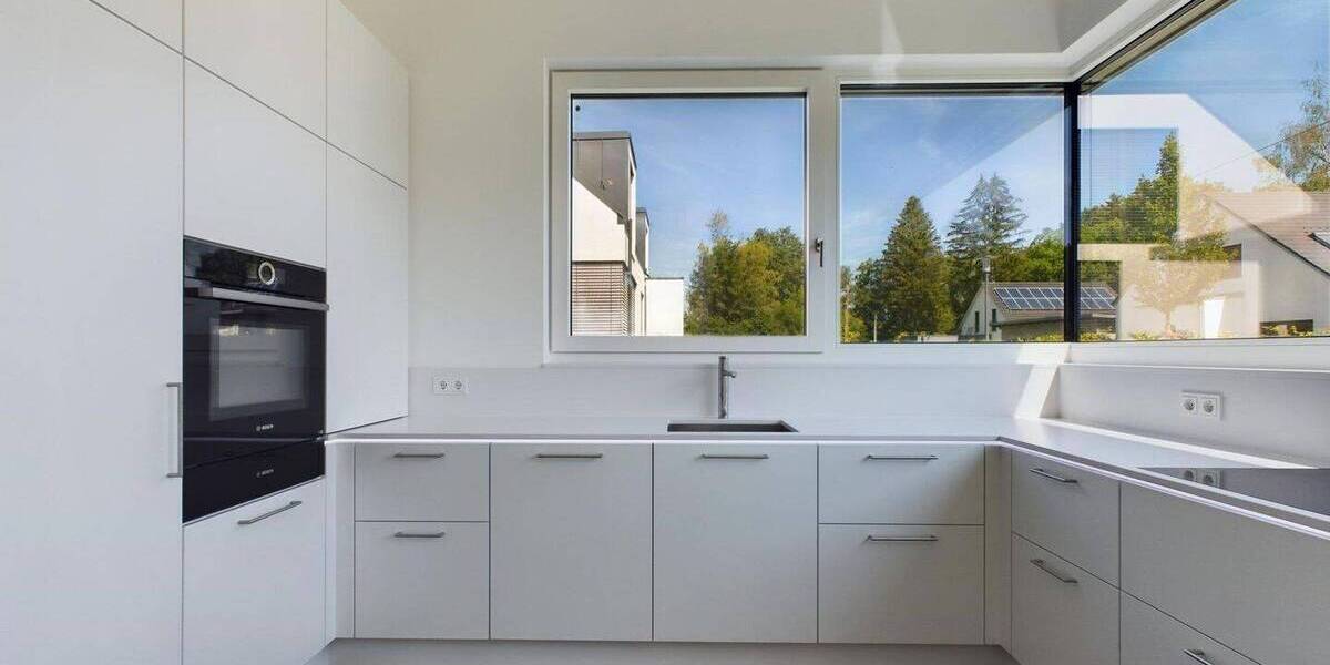 Einfamilienhaus München Bogenhausen - 7 Zimmer, 269 m&sup2;, 8.500&euro; | Angebot:26161603