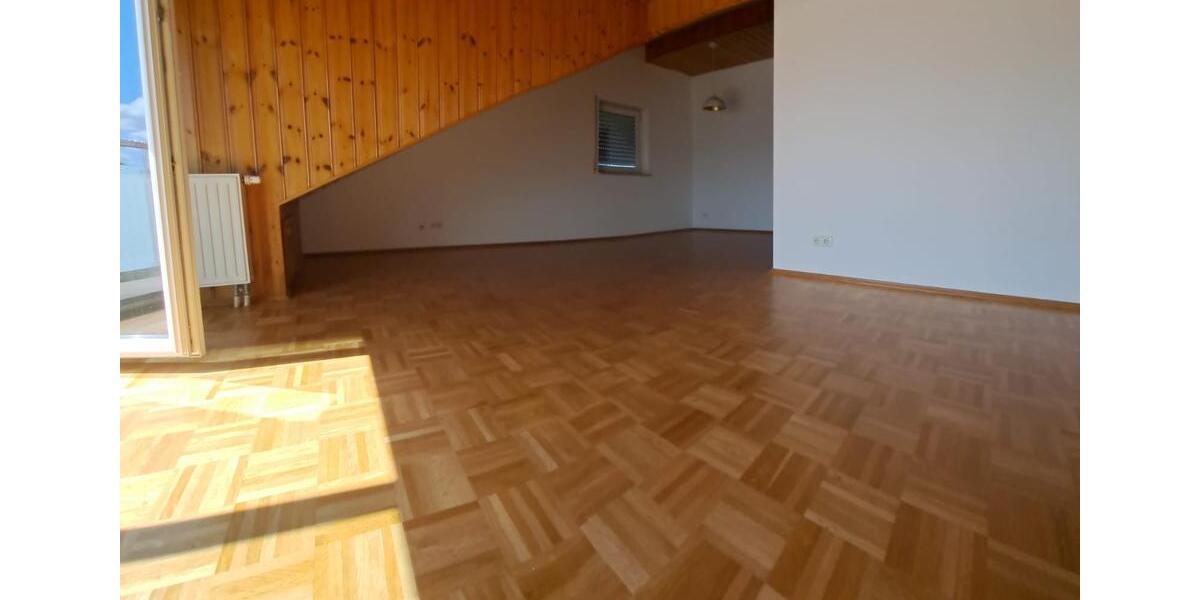 Dachgeschoßwohnung Ginsheim-Gustavsburg Gustavsburg - 3 Zimmer, 68 m&sup2;, 1.300&euro; | Angebot:25017584