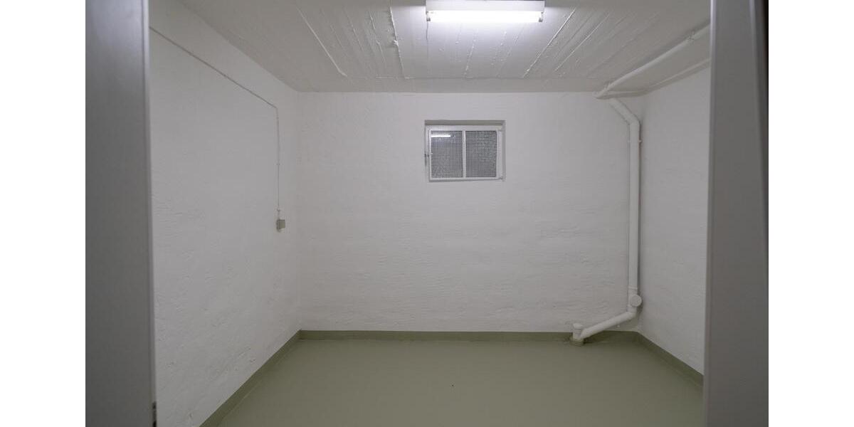 Moderne 2,5 ZKB Wohnung nach Kernsanierung zum Erstbezug 2.5 zimmer