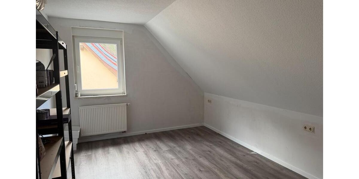 Etagenwohnung Uder - 4 Zimmer, 90 m&sup2;, 567&euro; | Angebot:25906019