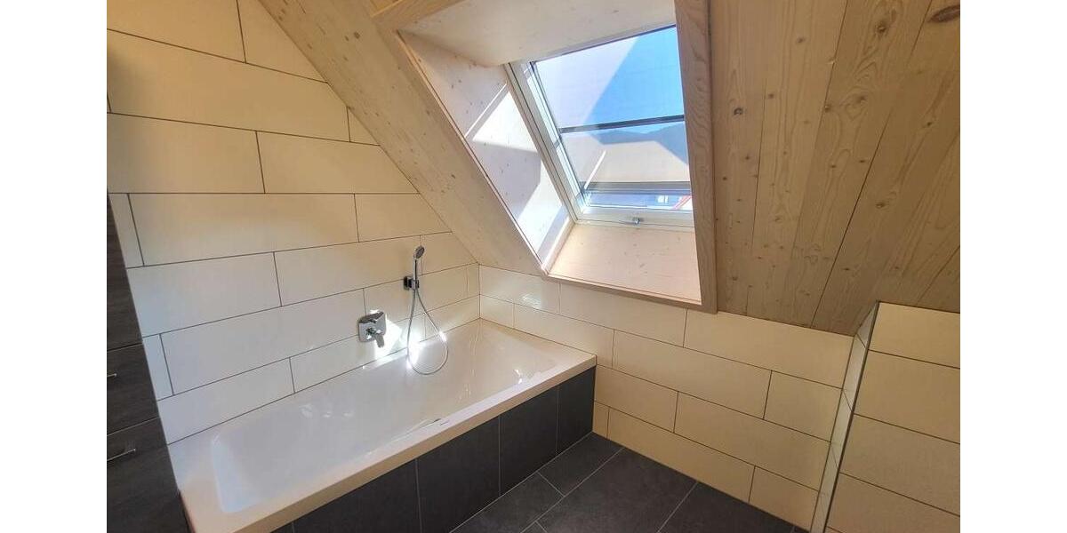 Maisonettenwohnung Zell am Harmersbach - 4 Zimmer, 126 m&sup2;, 1.250&euro; | Angebot:26249342