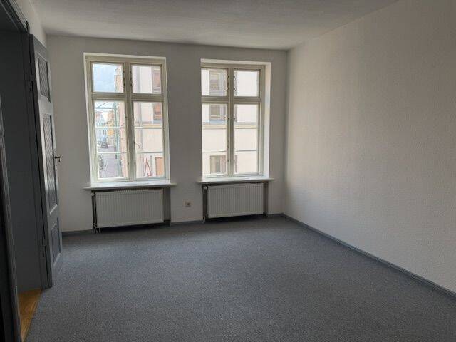Etagenwohnung Güstrow - 2 Zimmer, 42 m&sup2;, 357&euro; | Angebot:26827023