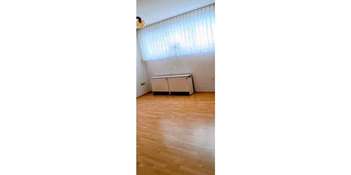 Etagenwohnung Meßstetten - 2.5 Zimmer, 80 m&sup2;, 890&euro; | Angebot:25615118