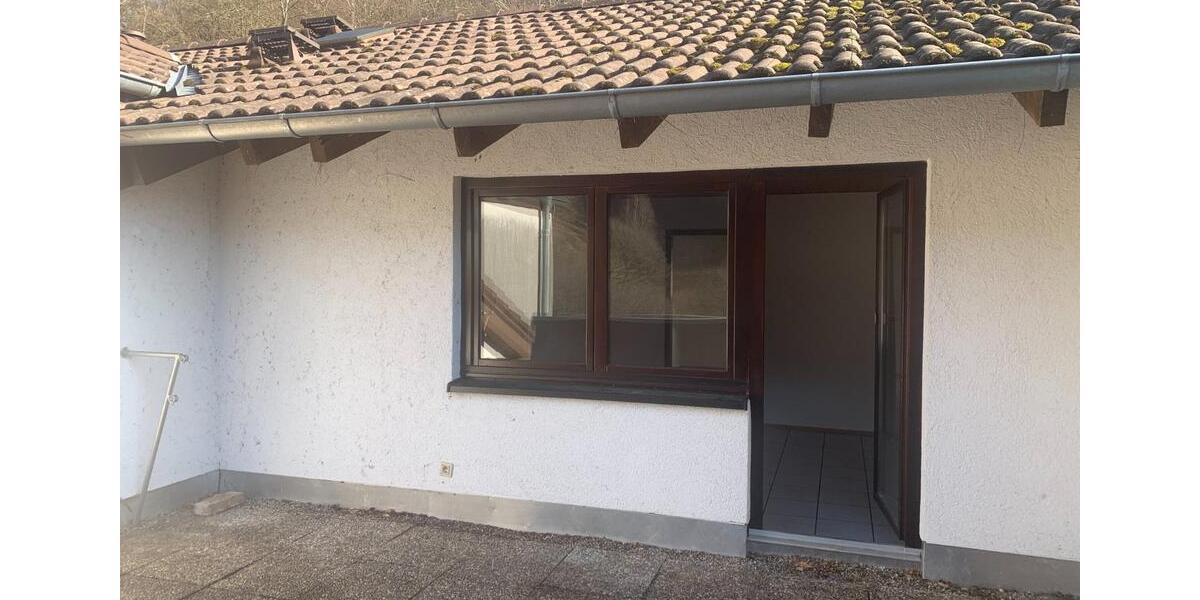 3 WG-Zimmer in 4 Zimmer-Wohnung für befristet bis 30.06.20 4 zimmer