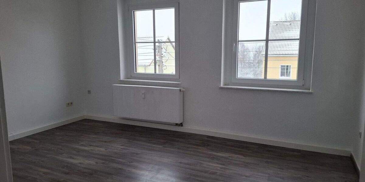 Etagenwohnung Seifhennersdorf - 2 Zimmer, 59 m&sup2;, 325&euro; | Angebot:25657367