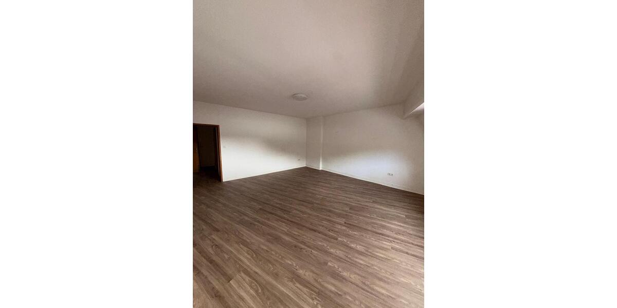Dachgeschoßwohnung Bad Ems - 4 Zimmer, 116 m&sup2;, 650&euro; | Angebot:26228465