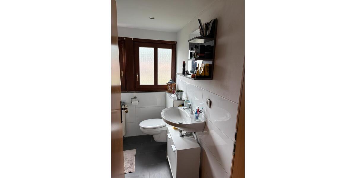 Dachgeschoßwohnung Sundern (Sauerland) - 3 Zimmer, 61 m&sup2;, 420&euro; | Angebot:26612545