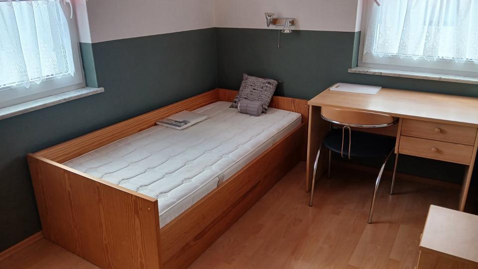 Etagenwohnung Zirndorf - 2 Zimmer, 18 m&sup2;, 395&euro; | Angebot:25975876