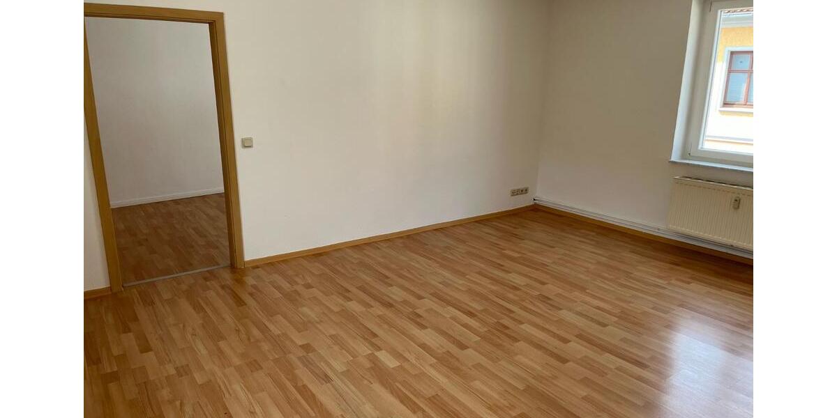 Etagenwohnung Altentreptow - 2 Zimmer, 63 m&sup2;, 345&euro; | Angebot:24252174