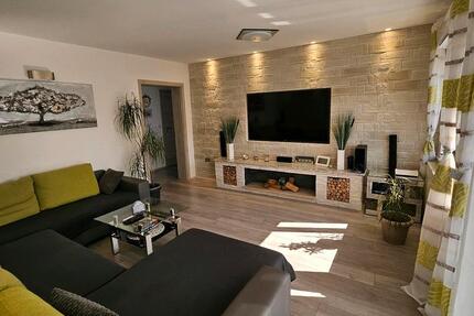 Wohnung Dürrwangen - 4 Zimmer, 128 m&sup2;, 1.300&euro; | Angebot:25839184