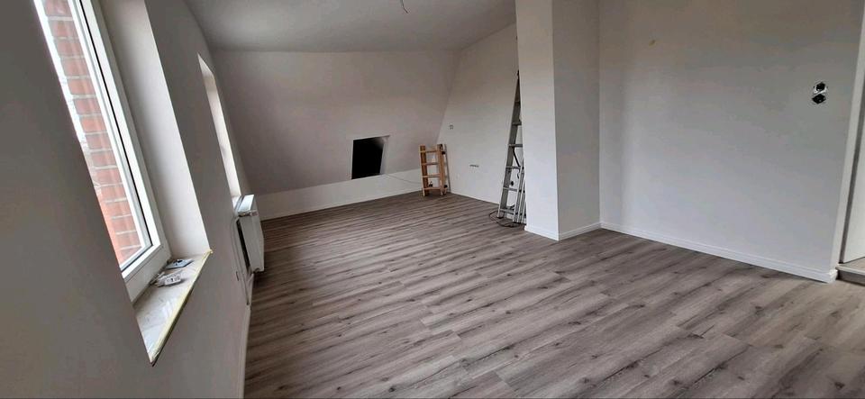 Einfamilienhaus Varrel - 3 Zimmer, 90 m&sup2;, 800&euro; | Angebot:24609469