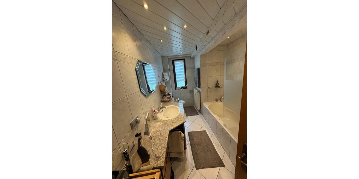 Erdgeschoßwohnung Bodenfelde - 4.5 Zimmer, 110 m&sup2;, 550&euro; | Angebot:25790288