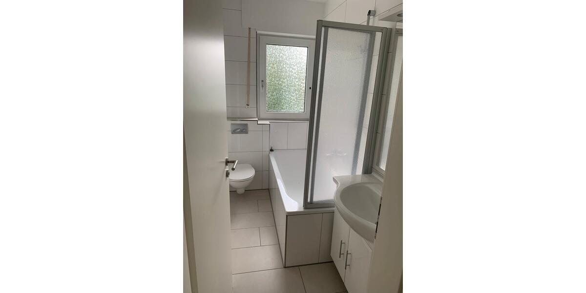 Etagenwohnung Löhne - 3 Zimmer, 85 m&sup2;, 765&euro; | Angebot:25171796