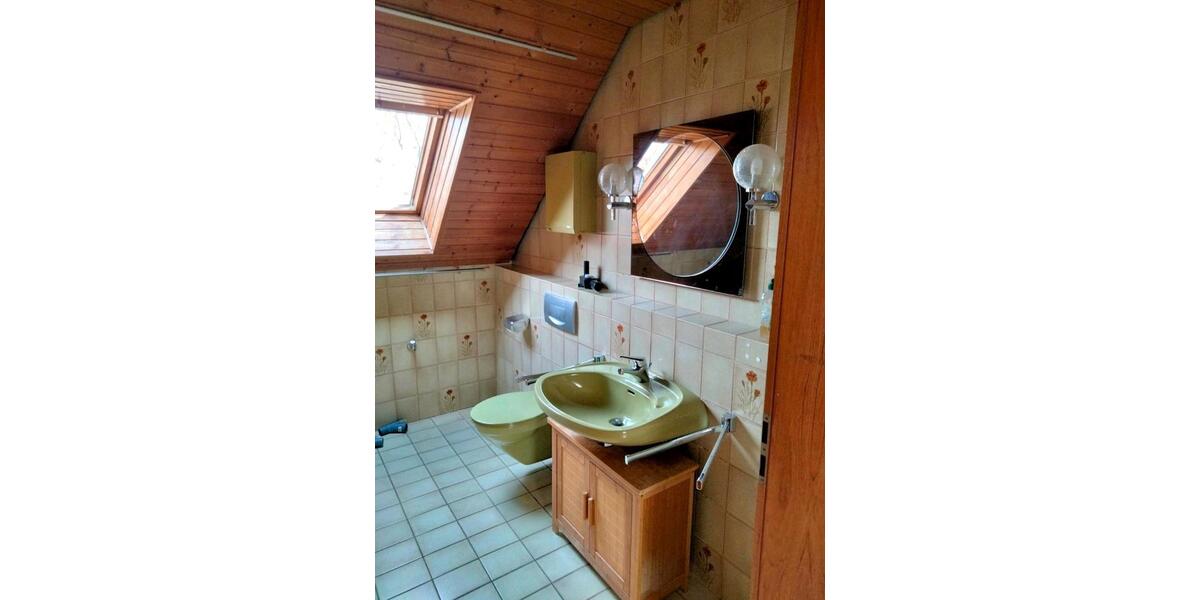 Etagenwohnung Waldalgesheim - 2 Zimmer, 85 m&sup2;, 800&euro; | Angebot:25958607