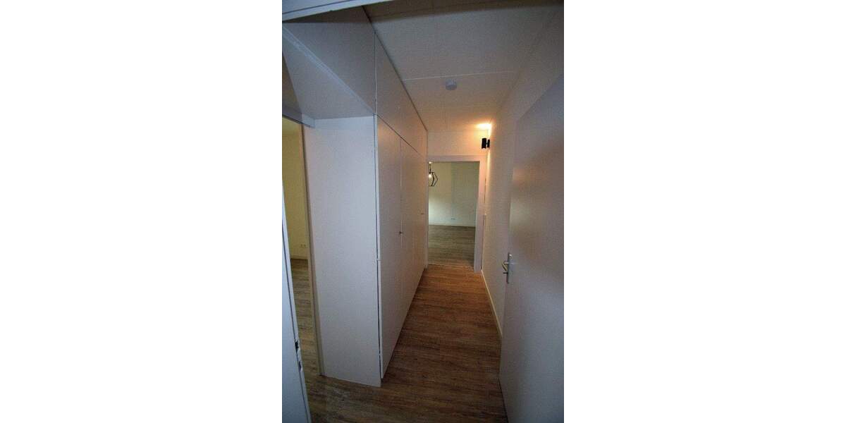 Helles, großzügiges Familienhaus mit großem Garten in attraktiver Wohnlage von 41334 Nettetal 8 zimmer