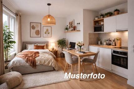 WG-Zimmer mit eigener Küche – zentral in Schwandorf-Mitte 7 zimmer