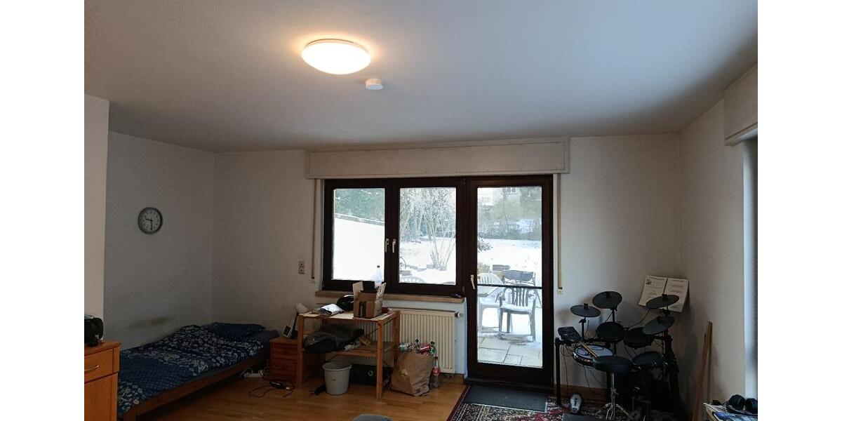 Zwischenmiete - 25qm mit Terasse in 4er WG 1 zimmer