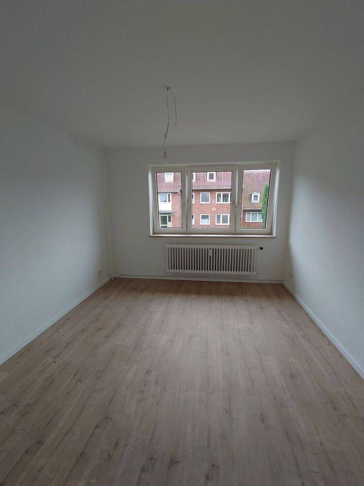 Wie neu! 3-Zimmerwohnung nach Komplettsanierung - Erstbezug