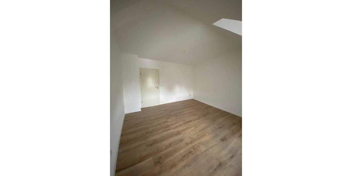 Etagenwohnung Frankenberg Frankenberg - 3 Zimmer, 56 m&sup2;, 310&euro; | Angebot:24529970