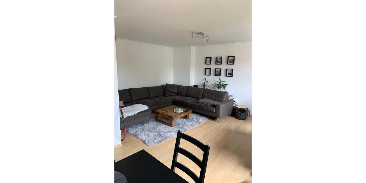 Dachgeschoßwohnung Bielefeld - 3.5 Zimmer, 110 m&sup2;, 1.100&euro; | Angebot:24418428
