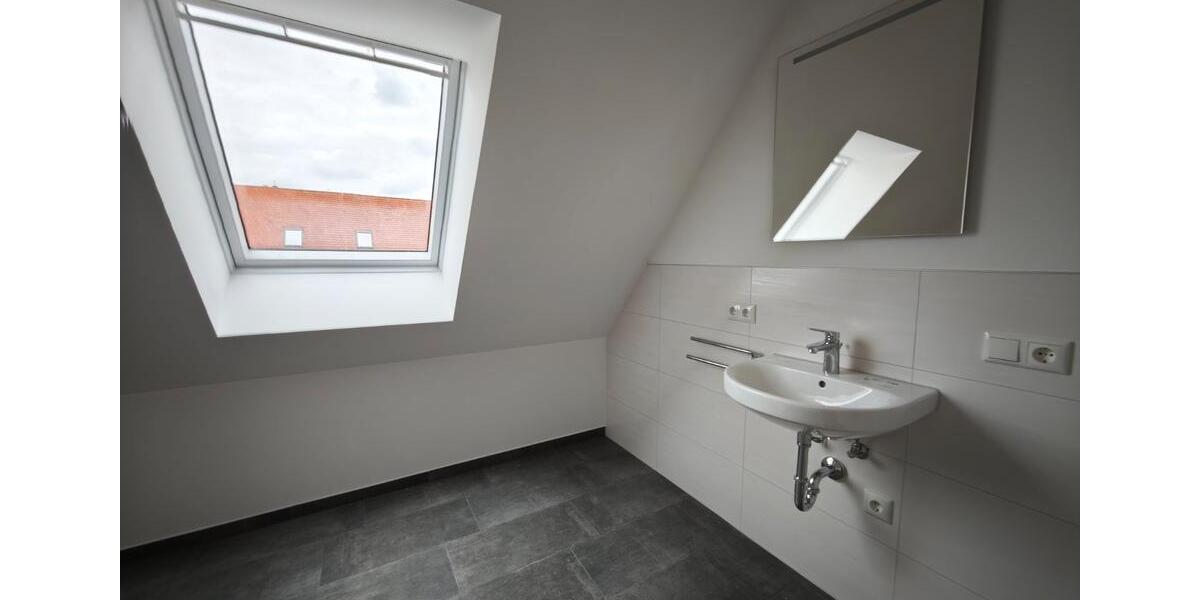 Dachgeschoßwohnung Donauwörth - 2 Zimmer, 63 m&sup2;, 567&euro; | Angebot:26252390